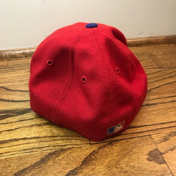 Texas Rangers Red Baseball Cap - Picture 3 of 4